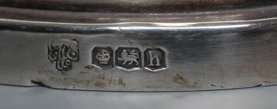 A SILVER ELECTRIC TABLE LAMP BASE, maker Elkington Ltd., Sheffield 1925, modelled as a plain navette Image