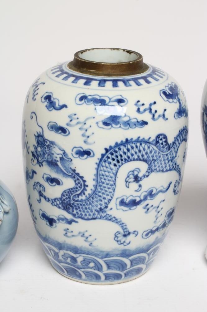 THREE CHINESE PORCELAIN VASES Image