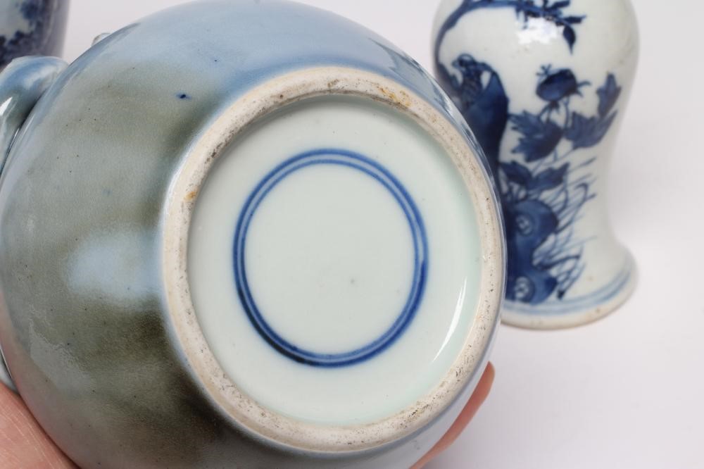 THREE CHINESE PORCELAIN VASES Image