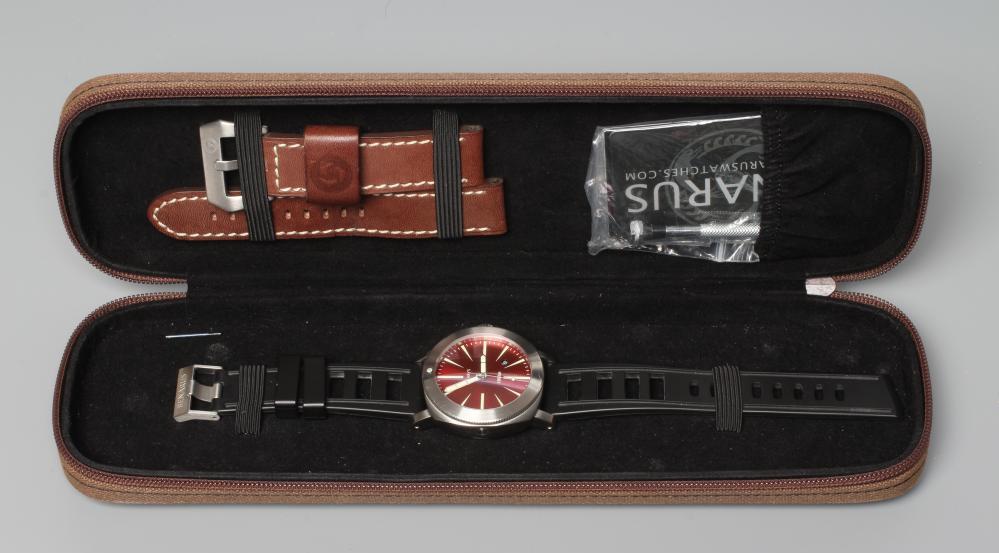 A BENARUS DIVER'S WRISTWATCH Image