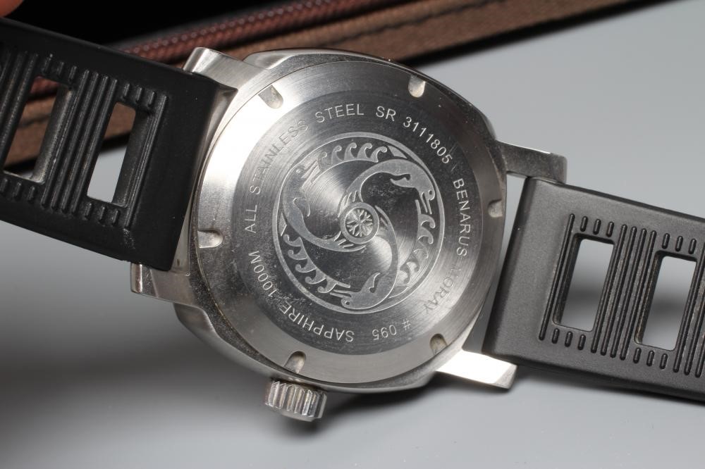 A BENARUS DIVER'S WRISTWATCH Image