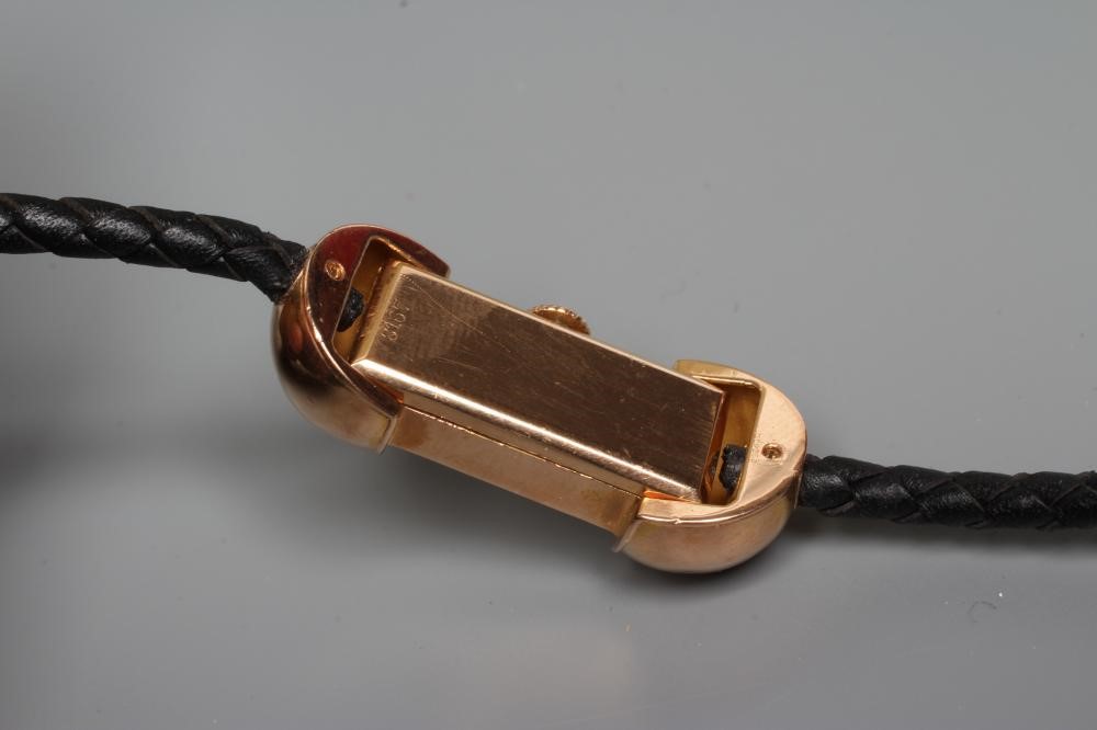 A LADY'S ART DECO VAN CLEEF & ARPELS 18CT GOLD WRISTWATCH Image