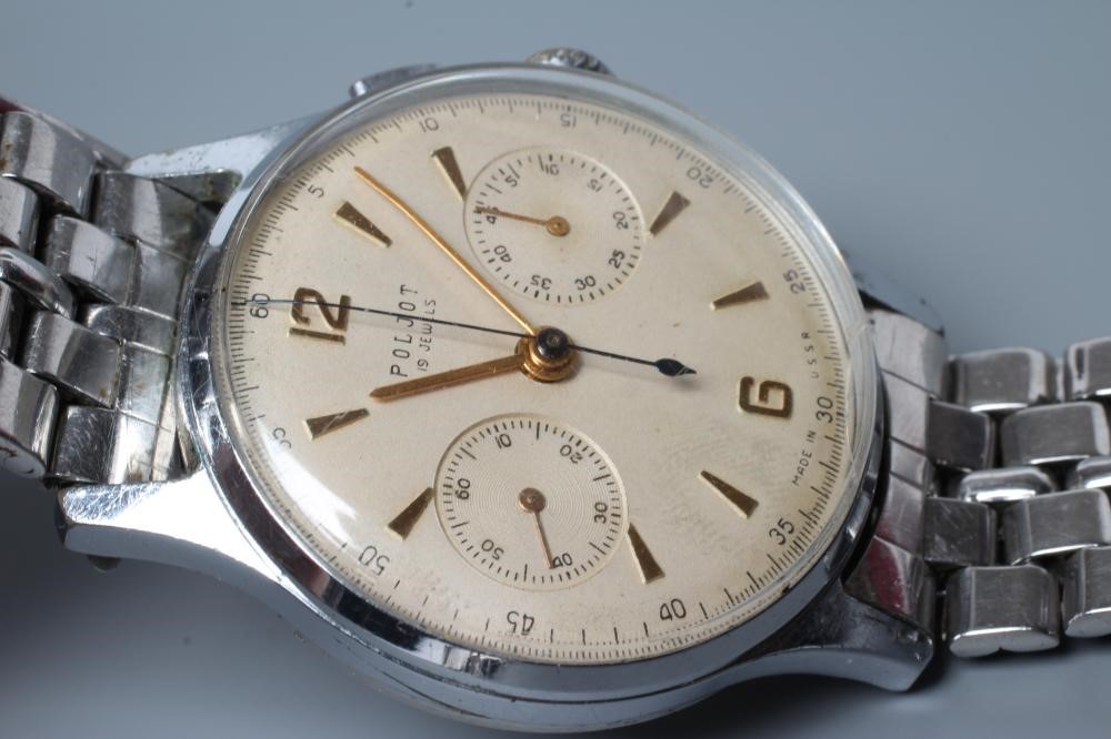 A GENTLEMAN'S RUSSIAN POLJOT CHRONOGRAPH Image