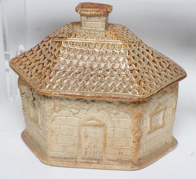 A COLLECTION OF DERBYSHIRE SALTGLAZE STONEWARE Image