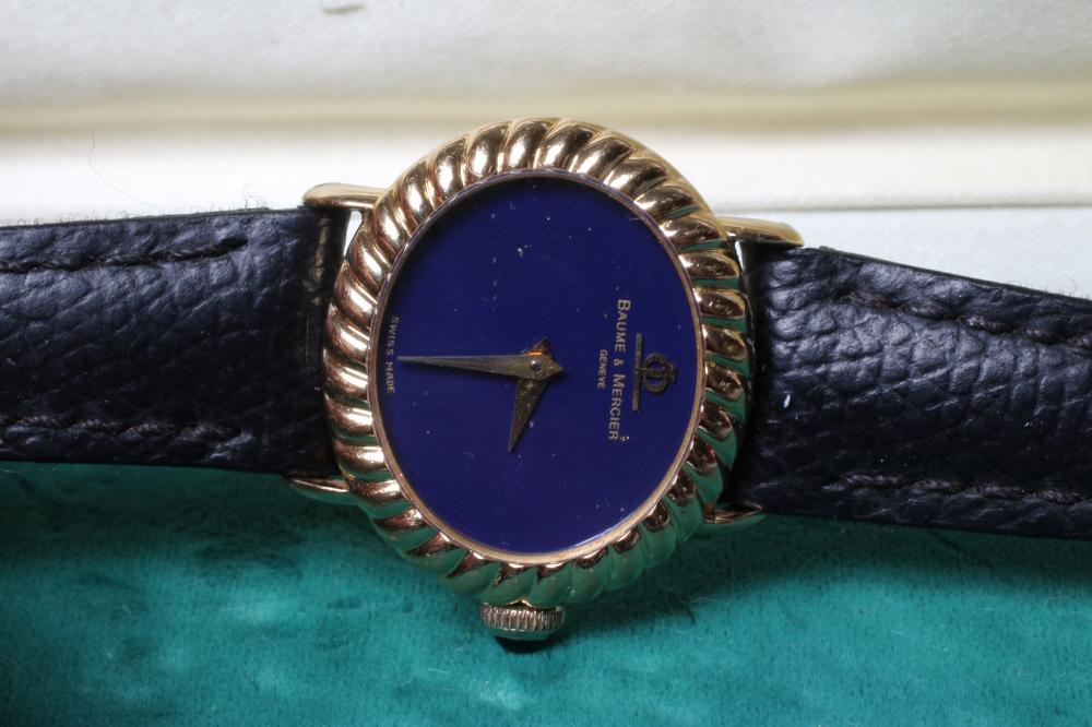 A LADY'S 18CT GOLD BAUME & MERCIER WRISTWATCH Image
