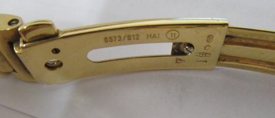 A MID SIZE 18CT GOLD OMEGA SEAMASTER AQUA TERRA WRISTWATCH Image