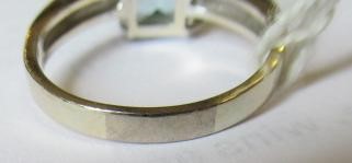 AN AQUAMARINE AND DIAMOND COCKTAIL RING Image