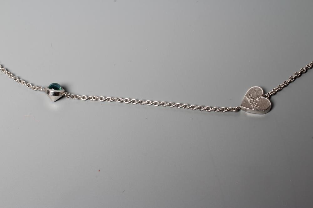 A GUCCI SILVER CHAIN NECKLACE Image