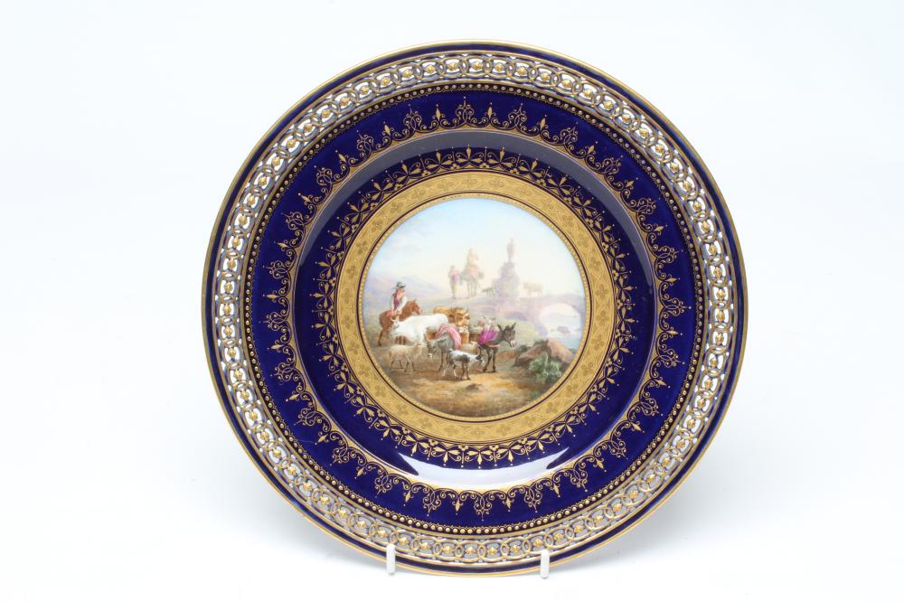 A MEISSEN PORCELAIN CABINET PLATE Image
