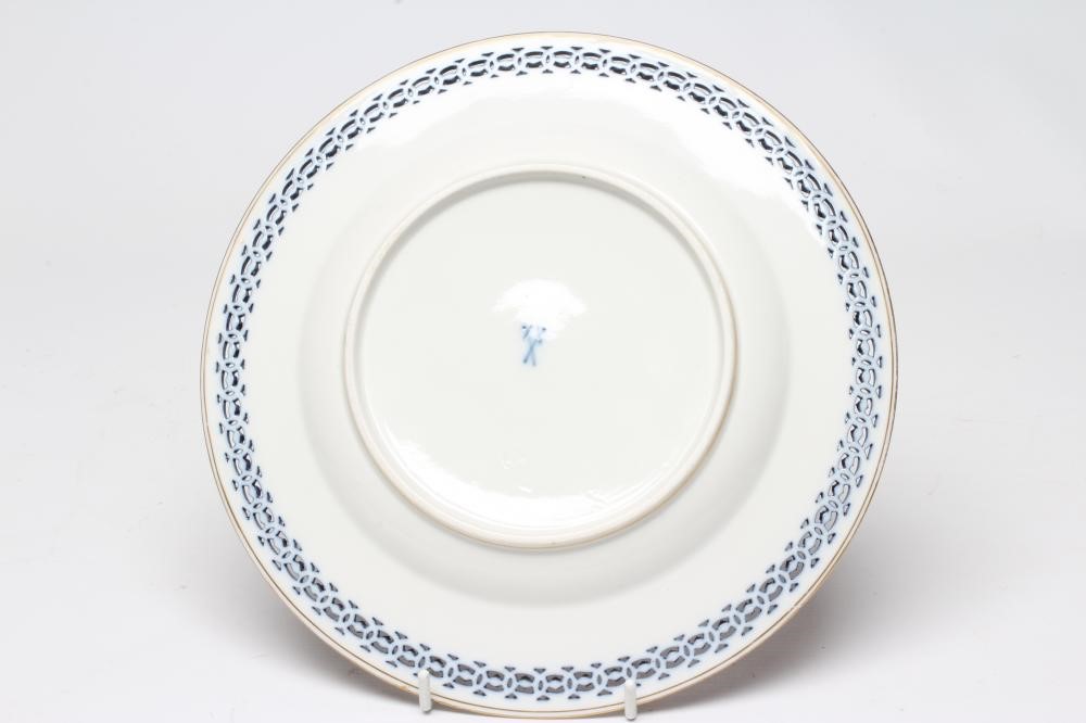 A MEISSEN PORCELAIN CABINET PLATE Image