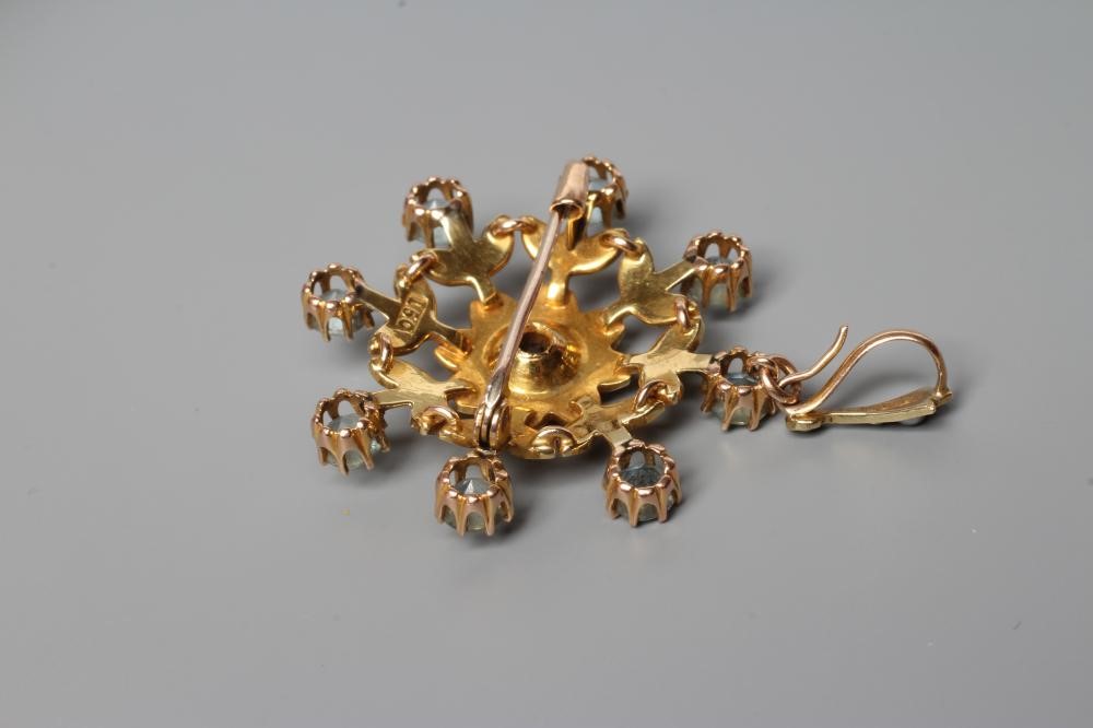 AN EDWARDIAN AQUAMARINE AND SEED PEARL PENDANT/BROOCH Image