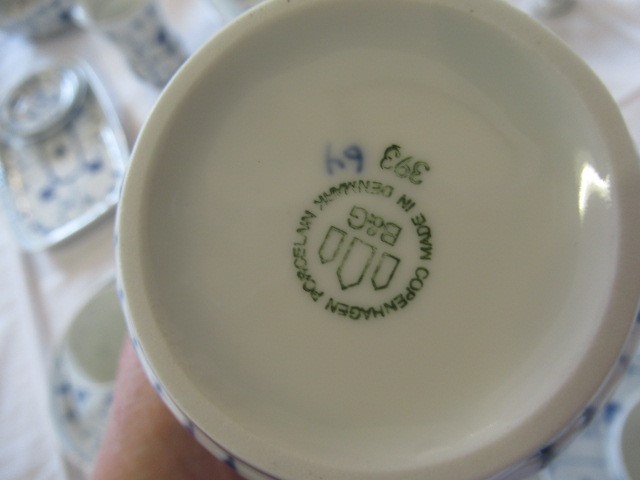 A BING AND GRONDAHL COPENHAGEN PORCELAIN DINNER AND COFFEE SERVICE Image