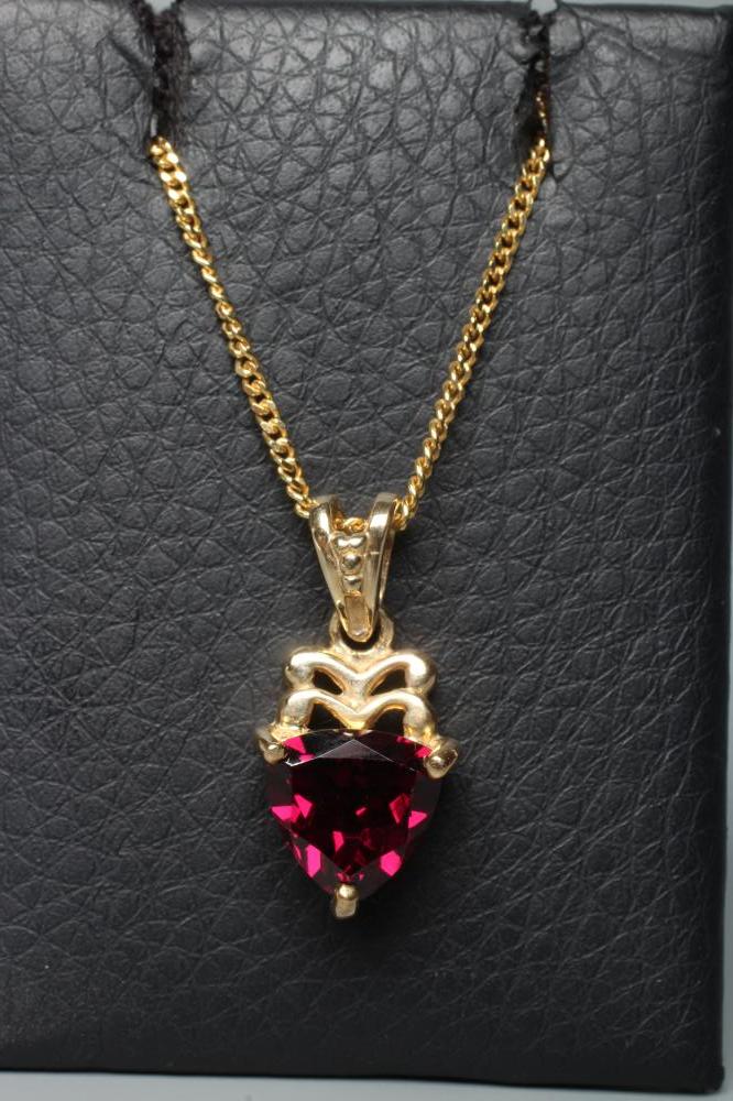 A GARNET PENDANT Image
