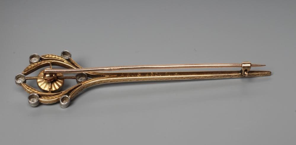 AN EDWARDIAN BOUTON PEARL AND DIAMOND BROOCH Image