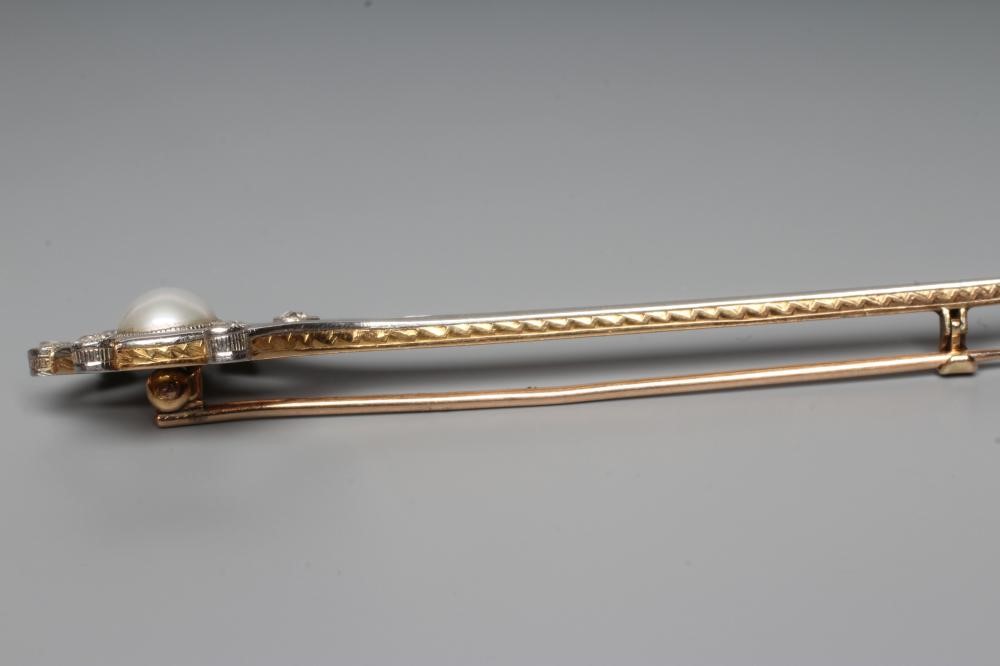 AN EDWARDIAN BOUTON PEARL AND DIAMOND BROOCH Image