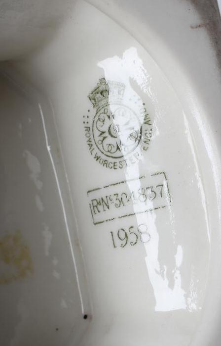 A ROYAL WORCESTER CHINA TWO HANDLED VASE Image