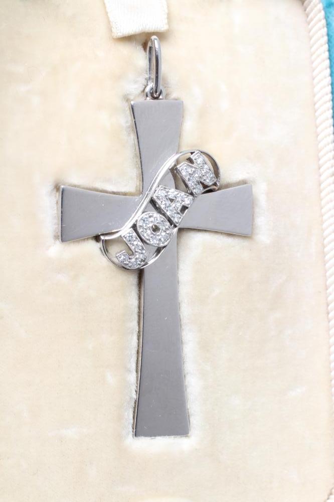 A DIAMOND CROSS NAME PENDANT DATED 1936 Image