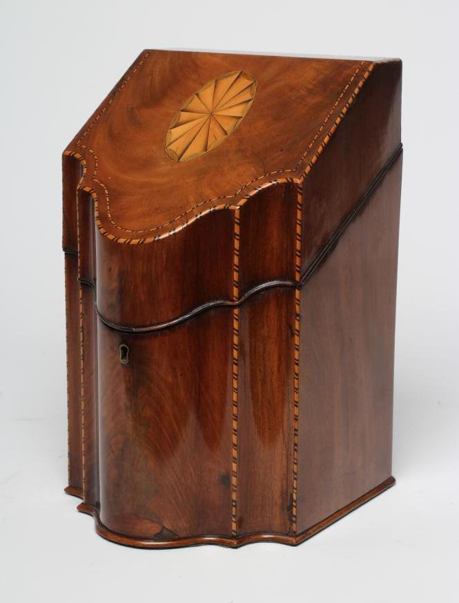 A GEORGIAN MAHOGANY KNIFE BOX Image