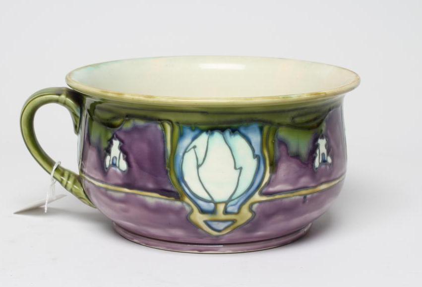 A MINTONS LTD. EARTHENWARE SECESSIONIST CHAMBERPOT Image