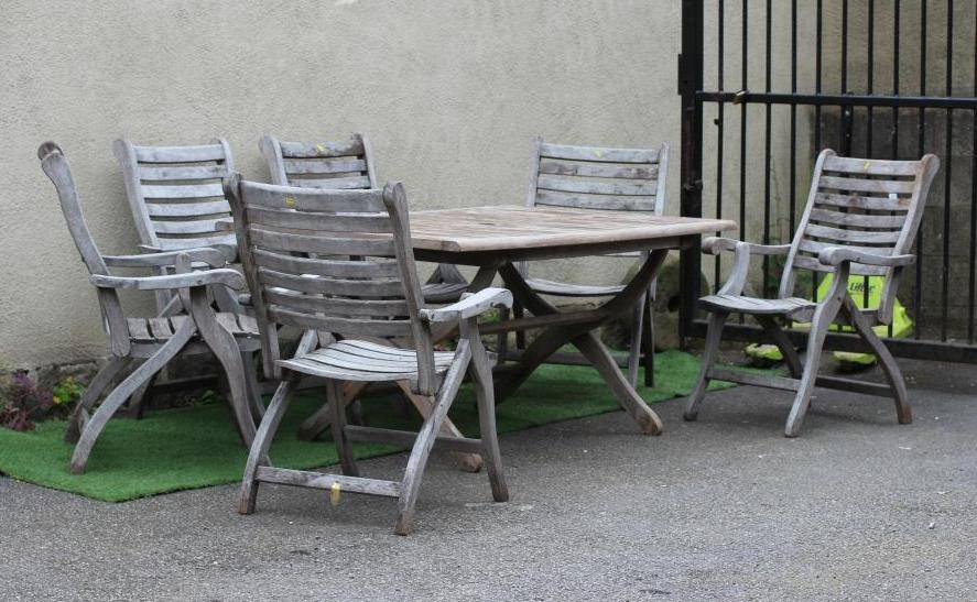 AN ALEXANDER ROSE TEAK DINING SUITE Image