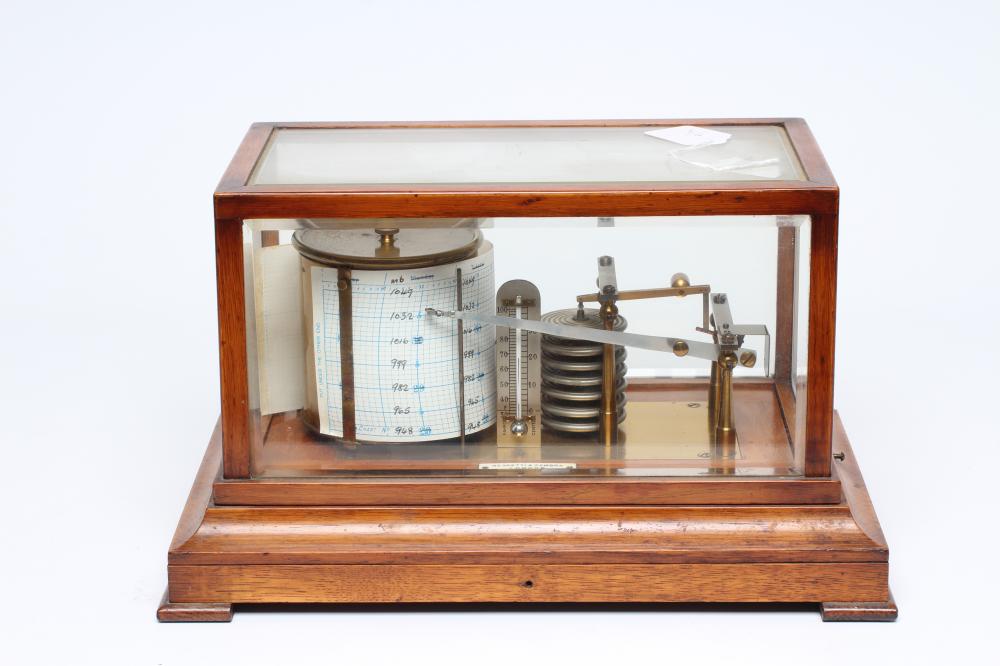AN OAK CASED BAROGRAPH BY NEGRETTI AND ZAMBRA, early 20th century, with thermometer, the bevelled Image