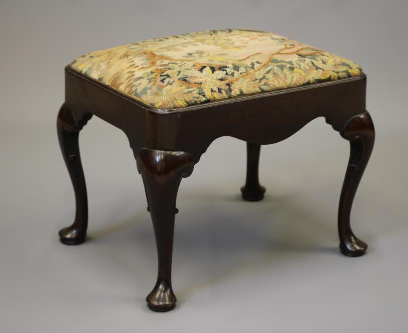 A GEORGE II STYLE MAHOGANY DRESSING STOOL Image