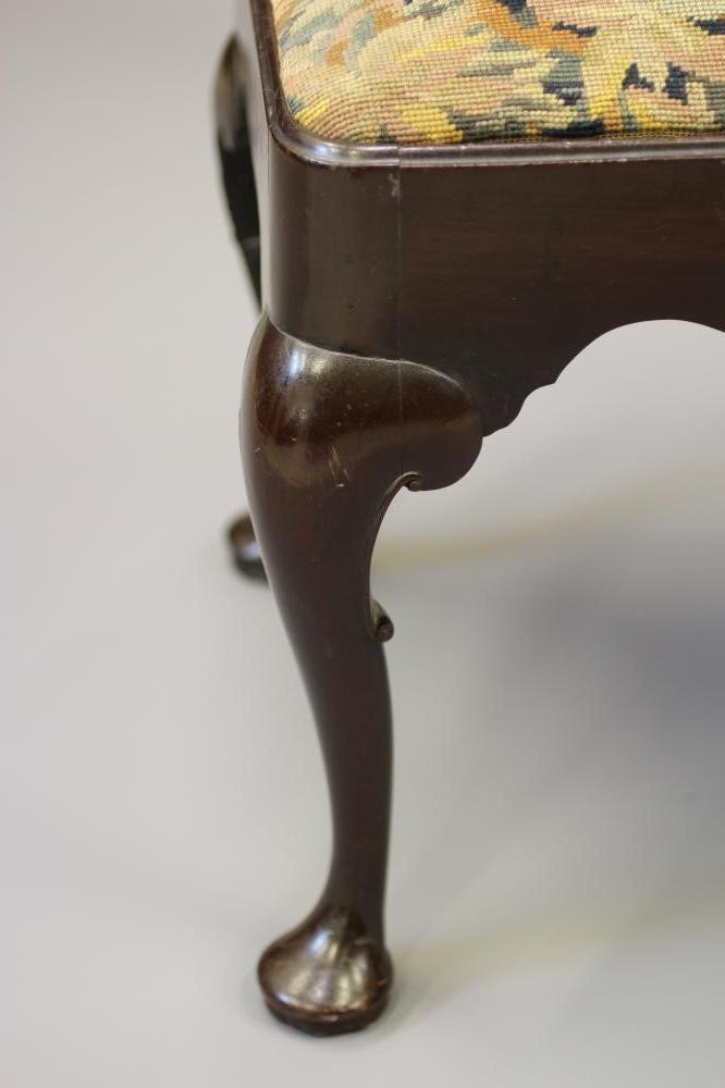 A GEORGE II STYLE MAHOGANY DRESSING STOOL Image