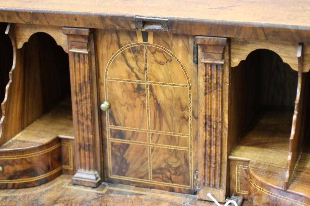 A GEORGIAN MAHOGANY BUREAU Image