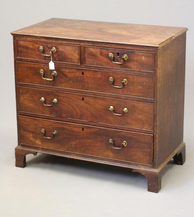A GEORGIAN MAHOGANY STRAIGHT FRONT CHEST Image