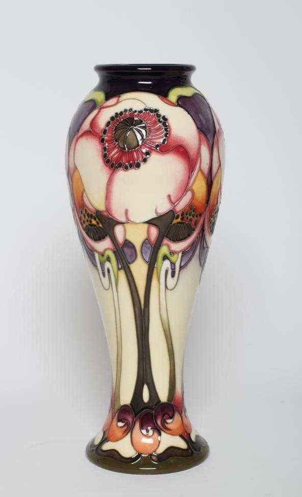 A MOORCROFT POTTERY EMMA PATTERN VASE Image