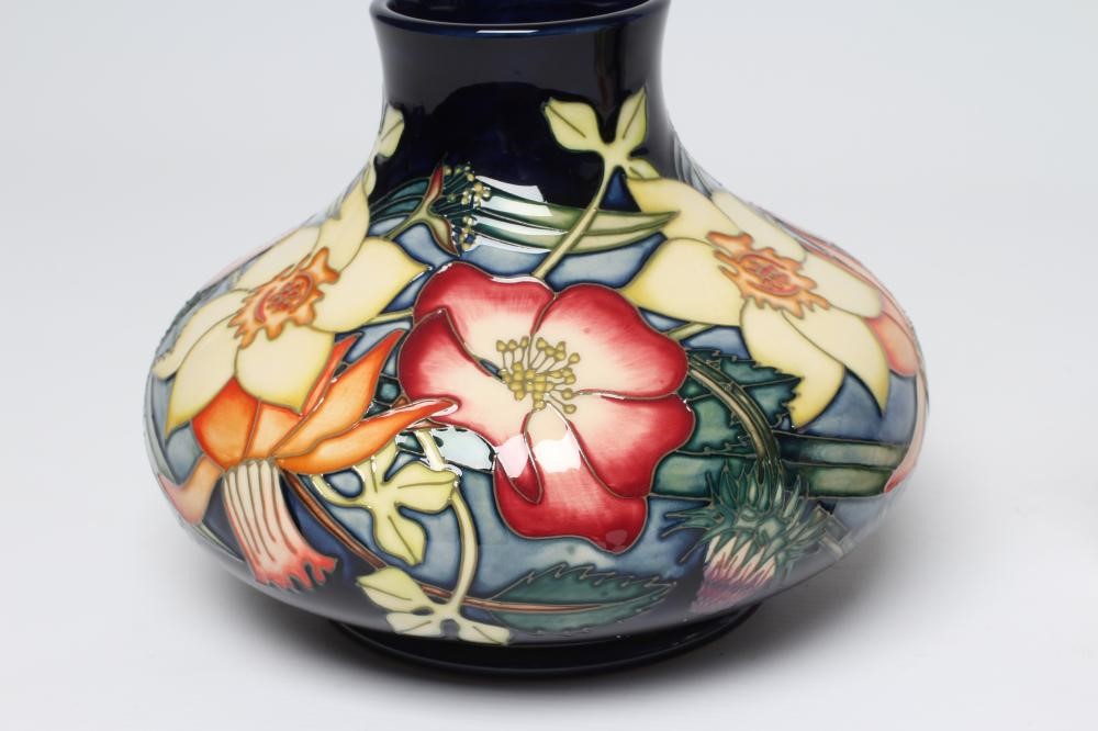 A MOORCROFT POTTERY GOLDEN JUBILEE PATTERN VASE Image