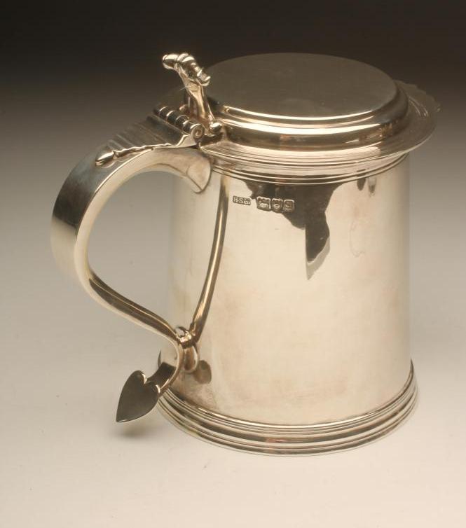 A SILVER TANKARD Image