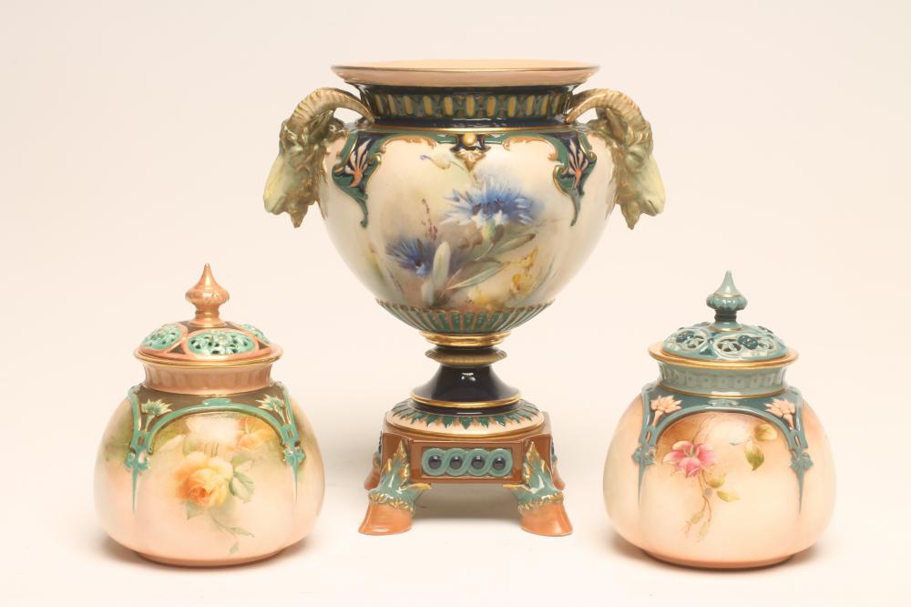 A HADLEY'S WORCESTER CHINA URN Image