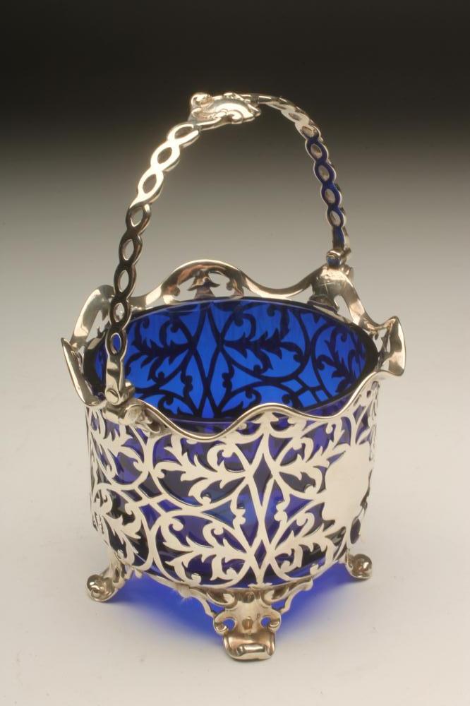 AN EARLY VICTORIAN SILVER SUGAR BASKET Image