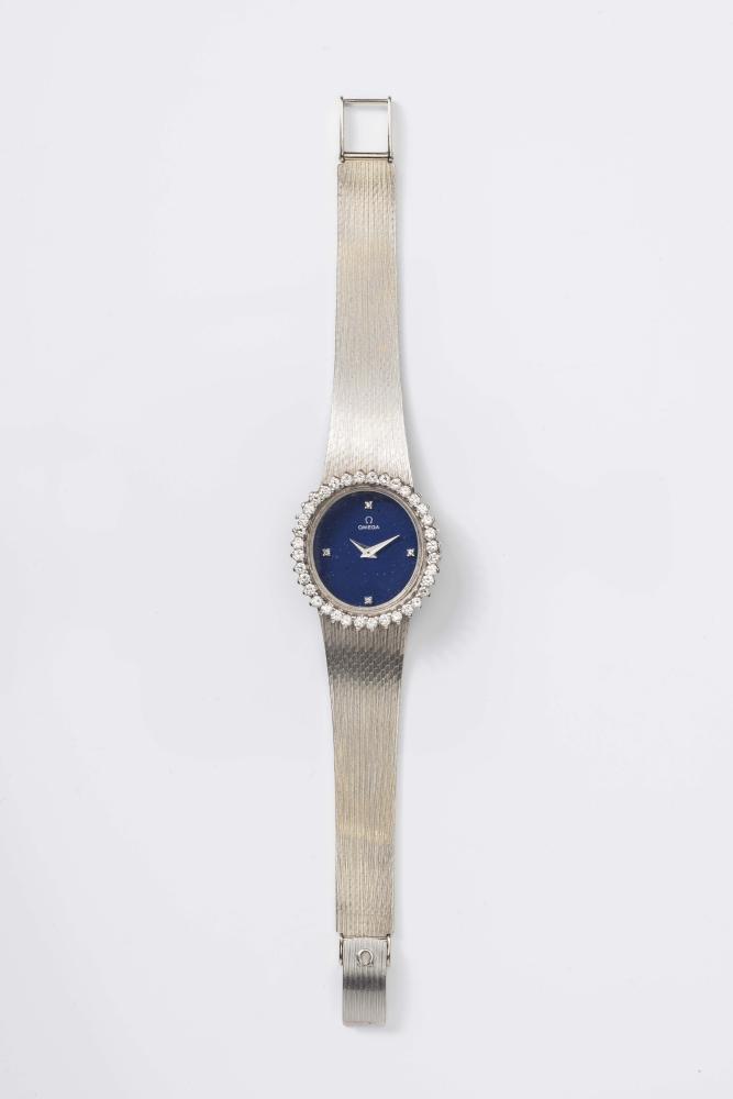 A LADY'S 18CT GOLD OMEGA WRISTWATCH Image