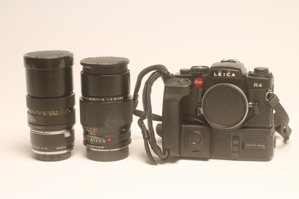 A LEICA R4 CAMERA Image