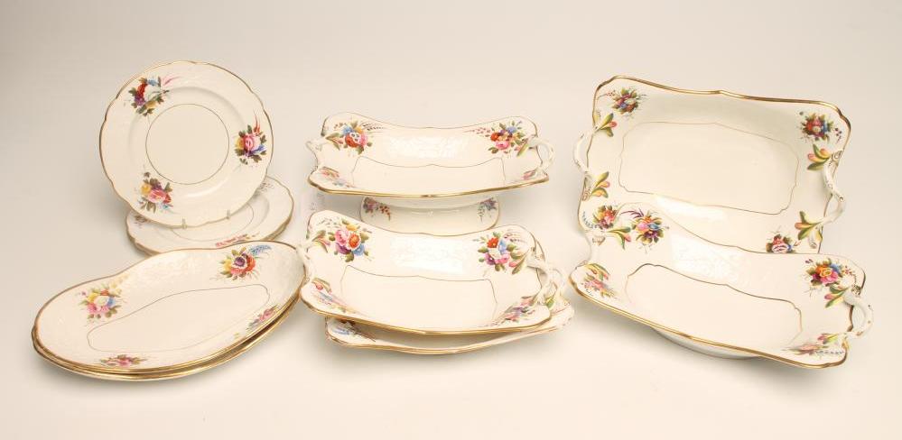 A SPODE PORCELAIN PART DESSERT SERVICE Image