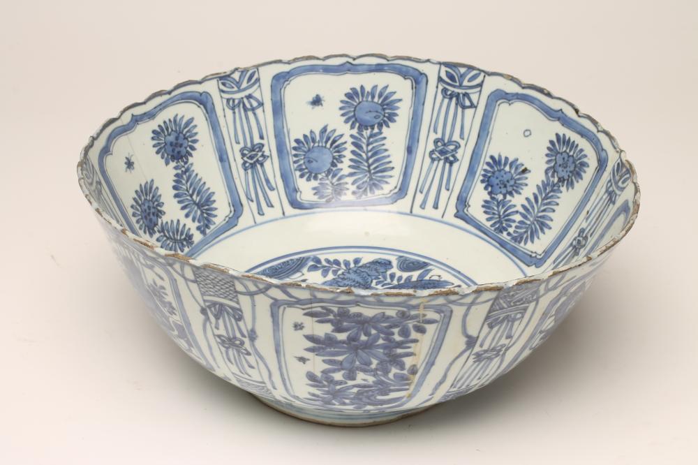 A KRAAK PORSELEIN BOWL Image
