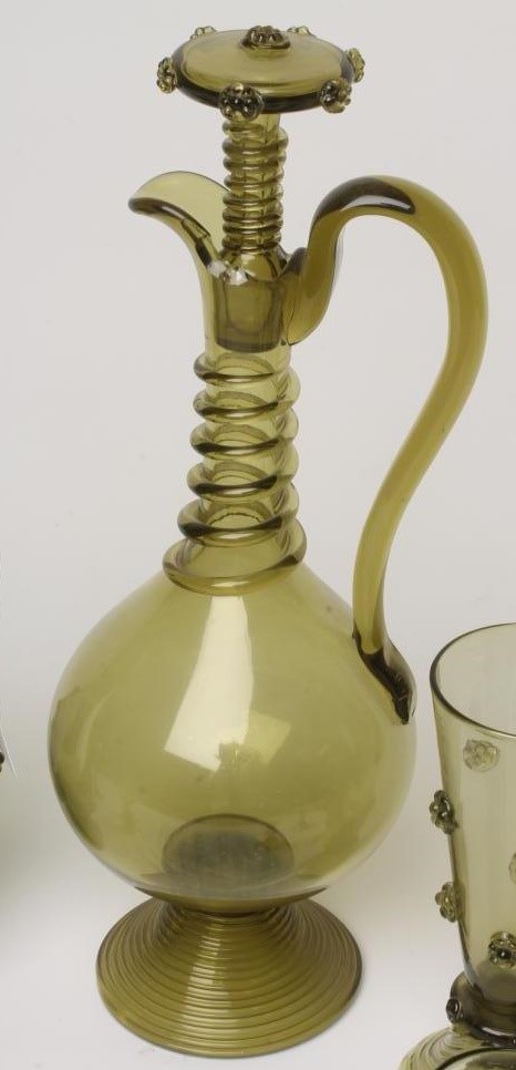 A GERMAN PART TABLE SUITE Image