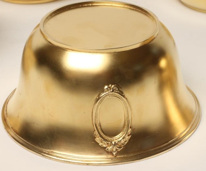 A SET OF FOUR SILVER GILT FINGER BOWLS Image