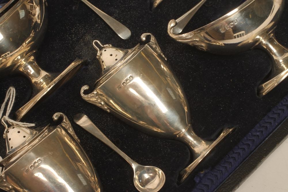 A SILVER SEVEN PIECE CRUET Image