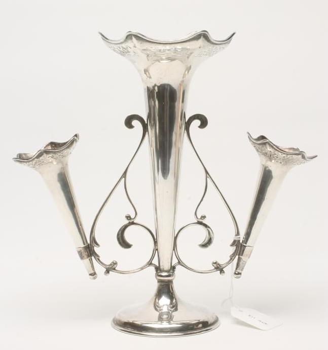 A SILVER TABLE CENTREPIECE Image