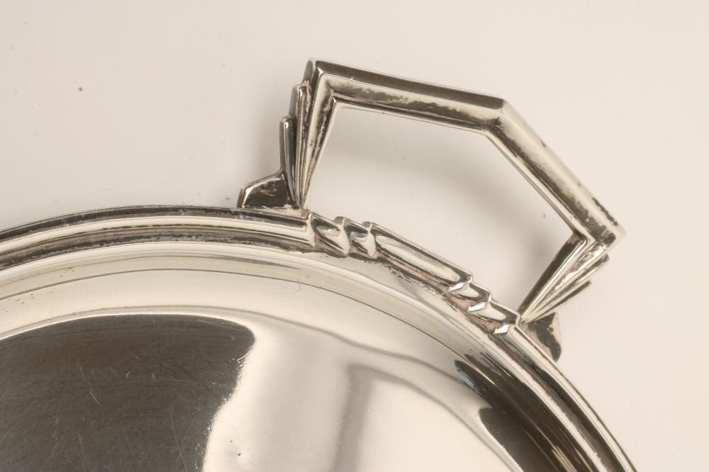 AN ART DECO SILVER TRAY Image