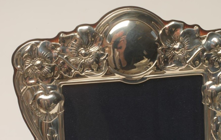 TWO ART NOUVEAU STYLE PHOTOGRAPH FRAMES Image