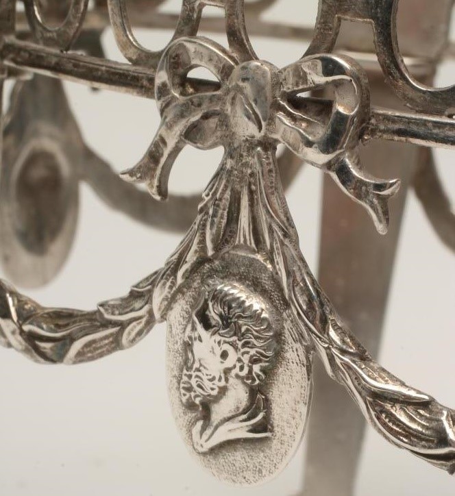 A VICTORIAN SILVER DISH STAND Image