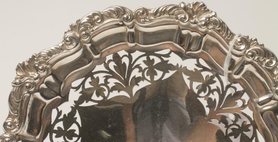 AN EDWARDIAN SILVER PEDESTAL TAZZA Image