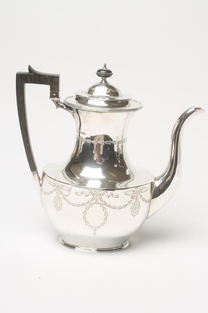 *AN EDWARDIAN SILVER COFFEE POT Image