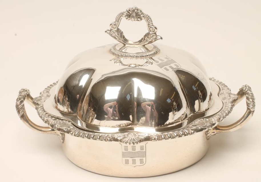 A LATE GEORGE III SILVER MUFFIN DISH AND COVER Image