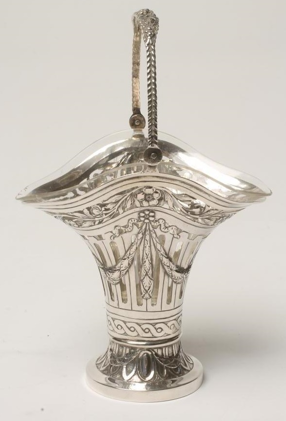 A CONTINENTAL WHITE METAL POSY BASKET Image