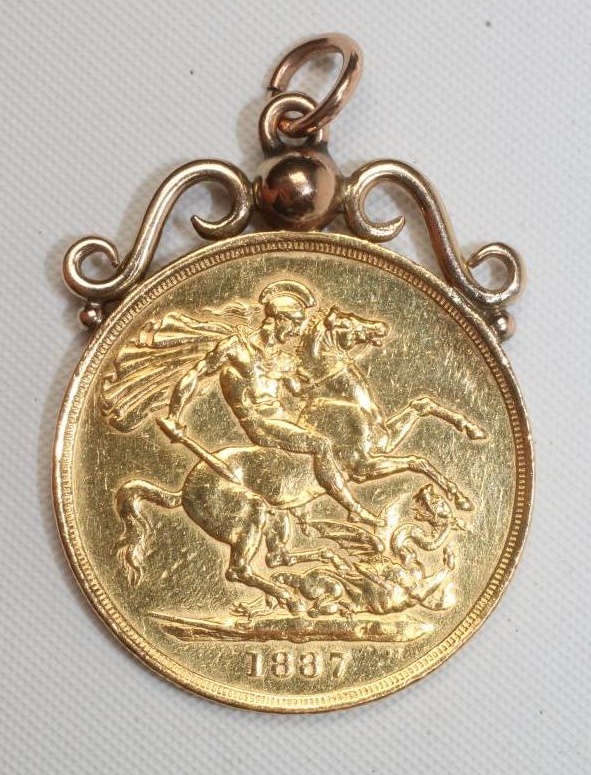 A VICTORIA £2 COIN Image